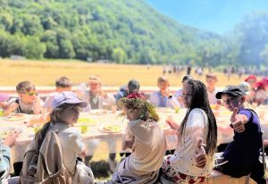 Діти з Донеччини відновлюються в Карпатах: стартувала третя зміна у «Перлині Донеччини»