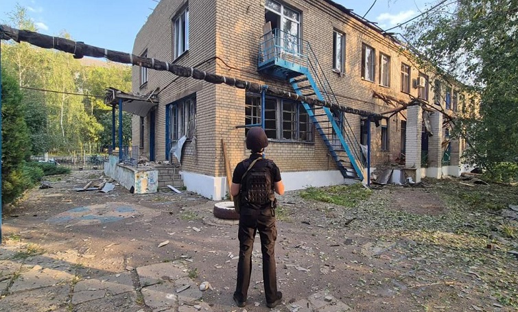 24 рази за добу Донеччина перебувала під російськими обстрілами: троє людей загинуло і вісім поранено