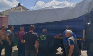 «Пліч-о-пліч» по-справжньому: Черкаська громада прийшла на допомогу Лиманській