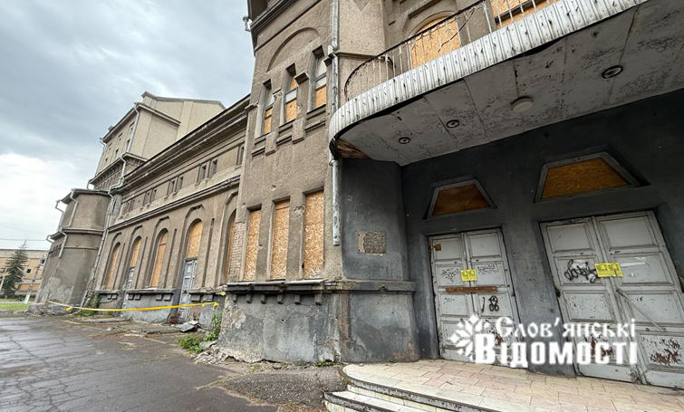 photo 5440860903126985566 y