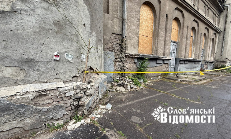 photo 5440860903126985571 y