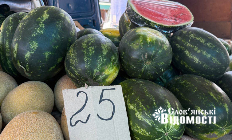 photo 5463159050477891949 y