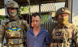 Мешканець Слов’янська наводив російські КАБи та дрони на місто: йому загрожує довічне