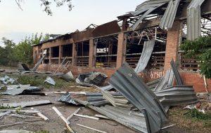 Слов’янськ знову під обстрілом: пошкоджено медзаклади та багатоповерхівки