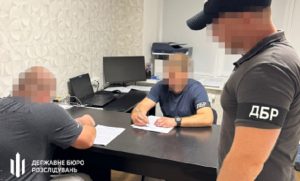 Нарахував мільйони за фіктивну участь у бойових діях та примушував військових продавати шаурму: повідомлено про підозру  начальнику тилової частини на Донеччині