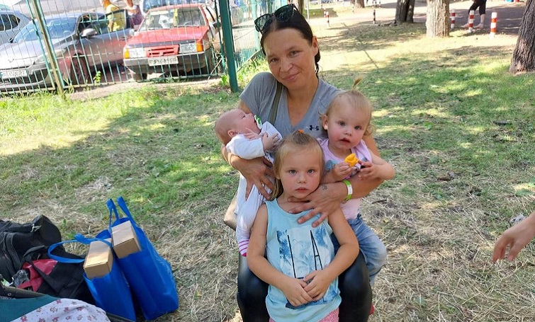 Багатодітна родина зі Слов’янська евакуйована на Львівщину