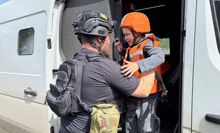 Сім тисяч маленьких донеччан виїхали з області за рік