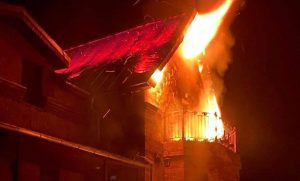 Нічний удар по Краматорській громаді: ворожий дрон пошкодив адмінбудівлю