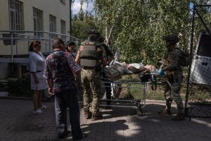 У Костянтинівці припинила роботу остання лікарня через обстріли та нестачу медиків