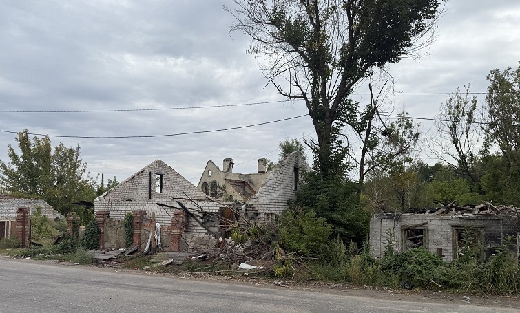 Фронт наближається: скільки людей залишається у Святогірську