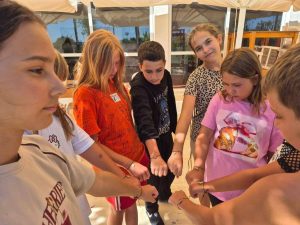 Діти з Донеччини повернулися з Греції: як минув їхній відпочинок