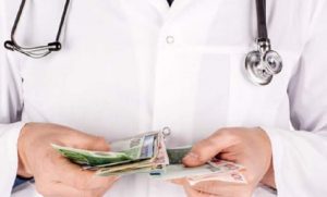 Скільки заробляють медики у Слов’янську: офіційна відповідь МВА