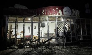 Нічна атака дронів на Краматорськ: пошкоджений заклад харчування