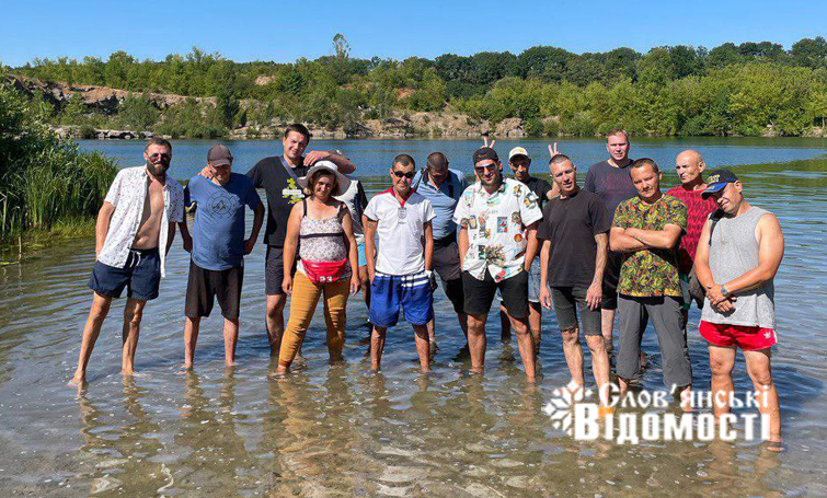 photo 5316897057358869926 y