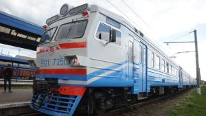 Через обстріл на Донеччині скасували та змінили маршрути деяких приміських поїздів