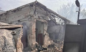 Черговий злочин росіян: окупант розстріляв п’ятьох цивільних, одна жінка дивом вижила (Відео)