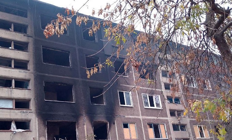 Донеччина потерпає від обстрілів: зруйновані 48 цивільних об’єктів, загинула людина, 4 – поранені