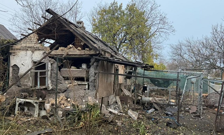 11 населених пунктів Донеччини потерпали від російських обстрілів, двоє людей загинуло, четверо поранені