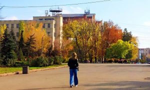 Осінь, що живе в пам’яті: фотопрогулянка вулицями Слов’янська