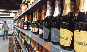 Те, чого більше немає: які речі з Донеччини, раніше відомі на всю Україну, зараз можна знайти тільки на аукціонах