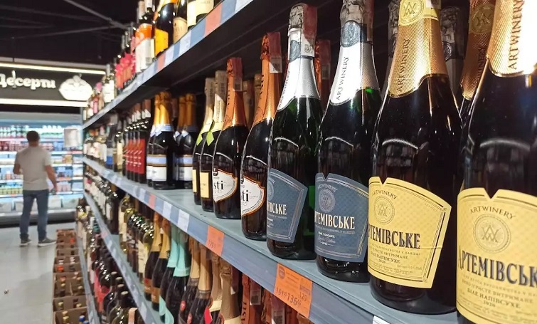 Те, чого більше немає: які речі з Донеччини, раніше відомі на всю Україну, зараз можна знайти тільки на аукціонах