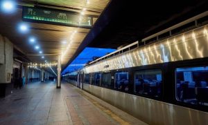 Поїзд Київ — Краматорськ відправився з затримкою через атаку на столицю