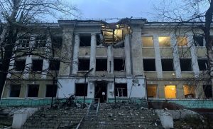 Нічна атака на Краматорськ: дрони вдарили по школі