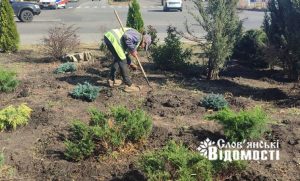 Скільки людей працює у Слов’янському КП “Благоустрій”, яка середня зарплата та кого бракує