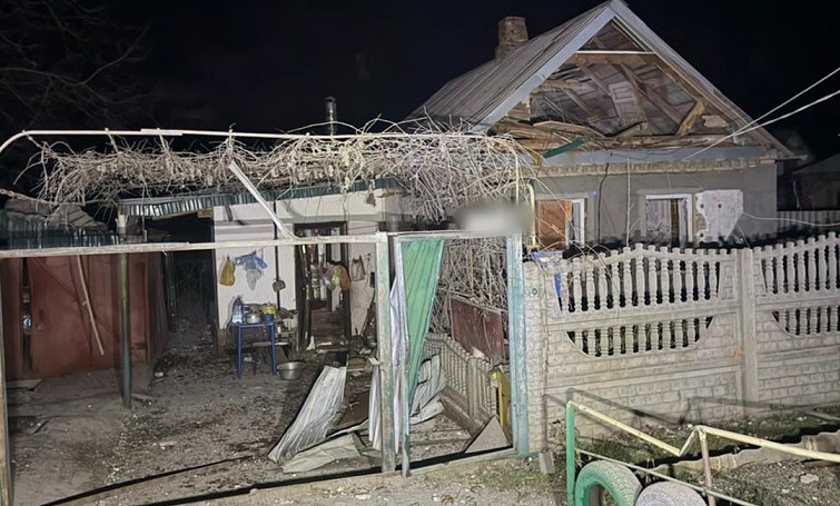 П’ять населених пунктів Донеччини росіяни обстріляли 12 разів, пошкоджено 33 цивільні об’єкти