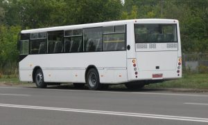 Автобуси більше не курсуватимуть до селища Комишуваха