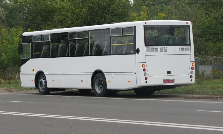 Автобуси більше не курсуватимуть до селища Комишуваха