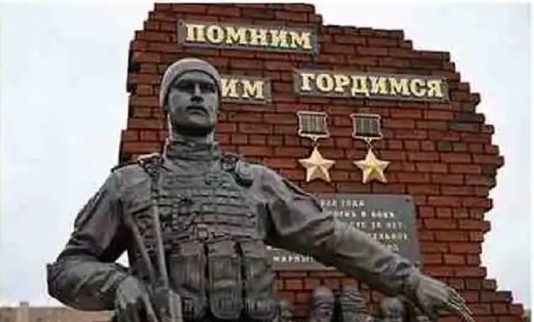 Кремль перетворює окуповані території на арену пропаганди