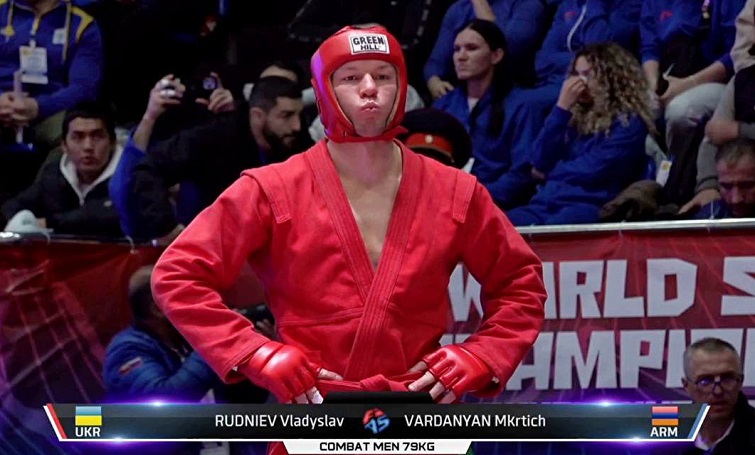 Шостий раз на вершині: донеччанин Владислав Руднєв знову став чемпіоном світу