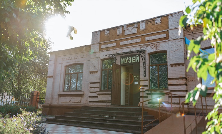 Російська агресія зруйнувала сотні культурних об’єктів по Україні: скільки на Донеччині