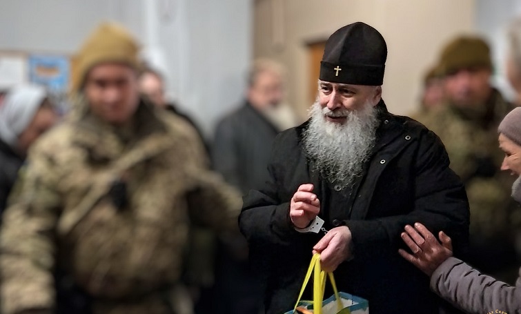 Суд залишив митрополита Арсенія під вартою та призначив медобстеження