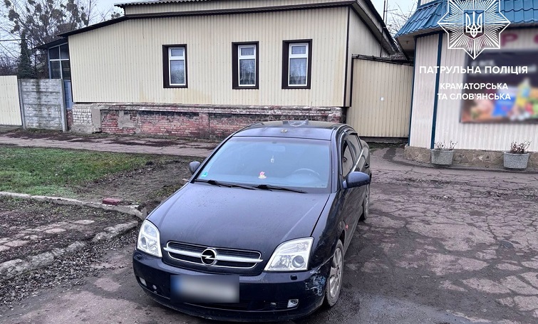 У Слов’янську розшукують водія, який залишив місце ДТП