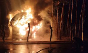 У Слов’янську та Краматорську горіли будинки, у Святогірську – крамниця