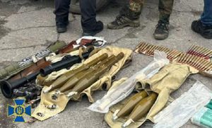 Силовики припинили спробу продажу трофейної зброї у Краматорському районі