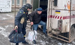 Евакуаційна група «ФЕНІКС» вивезла чоловіка з прифронтового Святогірська