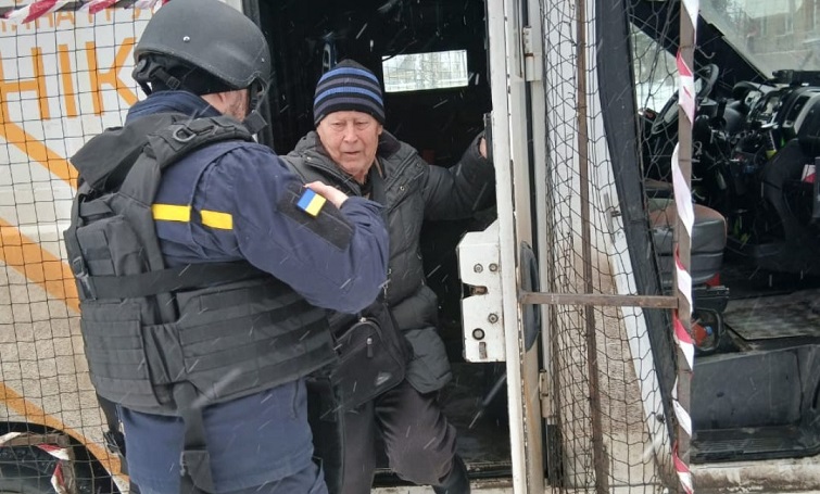 Група «ФЕНІКС» евакуювала мешканців Миколаївки та Дружківки
