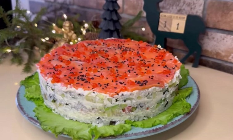 суші торт 25