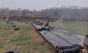 Друга група мешканців Донеччини завершила курс підготовки до національного спротиву у Дніпрі