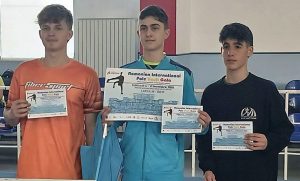 Юний спортсмен із Донеччини встановив найкращий результат у світі зі стрибків із жердиною у своїй віковій категорії