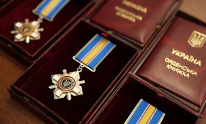 Поліцейських Донеччини нагородили державними відзнаками, десятьох з них – посмертно