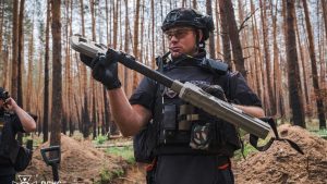 Сапер з Краматорська розповів про роботу в умовах війни на Донеччині