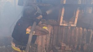 У Райгородку та Краматорську рятувальники гасили пожежі, спричинені обстрілами