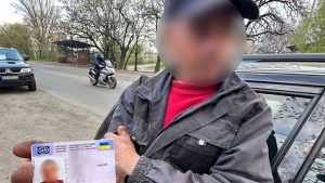 У Краматорську зупинили водія з підробленим посвідченням