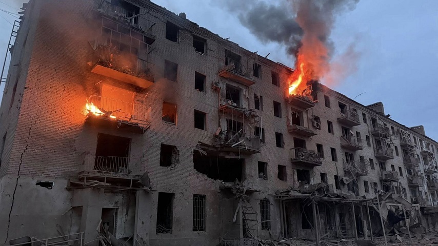 Авіабомба влучила в центр Слов’янська: знищено спортивний заклад та десятки будинків. Фото