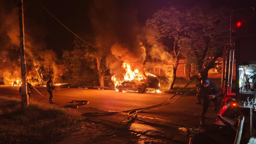 У Краматорську та Слов’янську після обстрілів спалахнули пожежі
