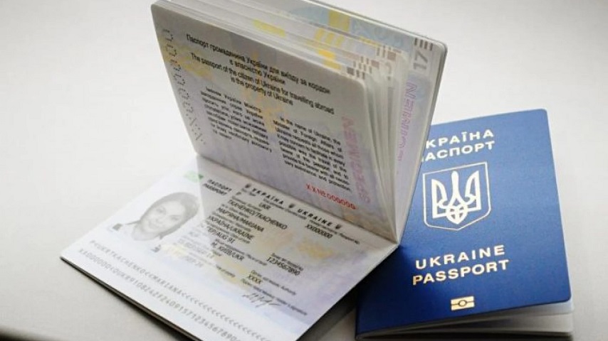 МЗС радить ставити штамп про перетин кордону під час виїзду з України